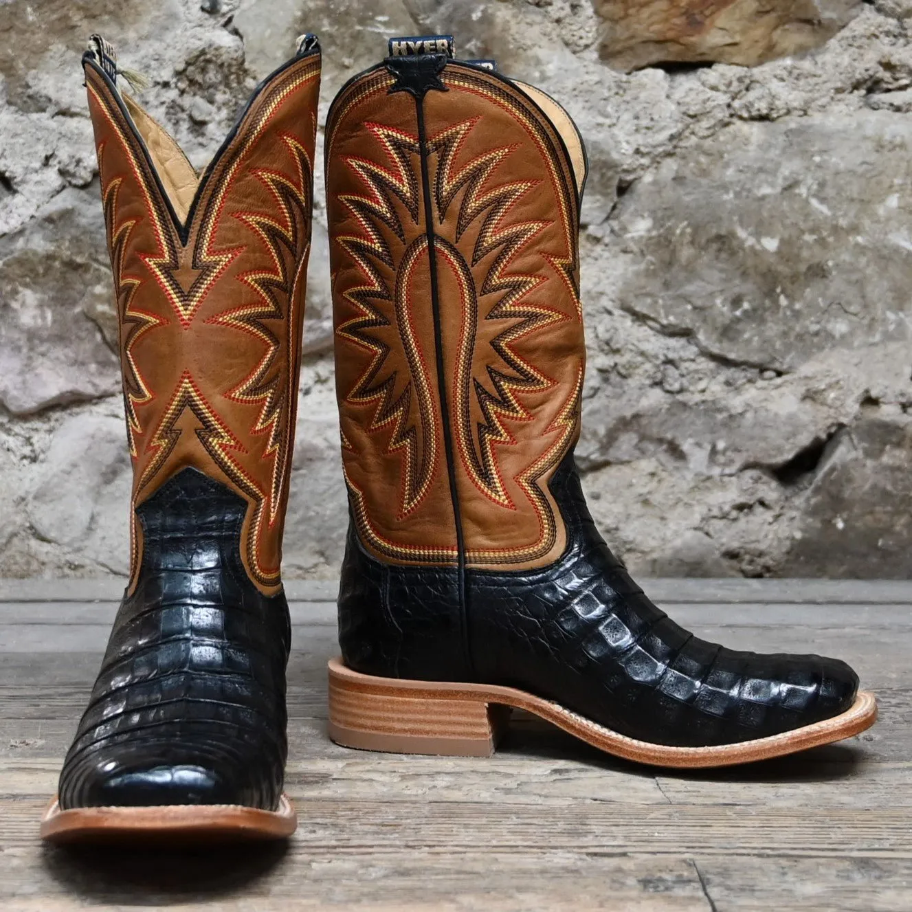 Hyer BIG BOW 13" Honey Top with Black Matte Belly Caiman Vamp