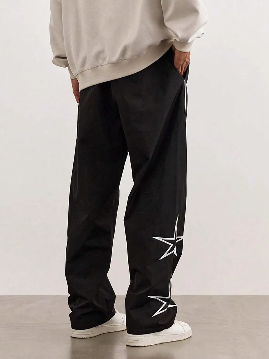 ZAFUL Men's Side Star Casual Pants Y2K Lightweight Sweatpants Drawstring Dance Pants Baggy Fashion Straight Leg Pants
